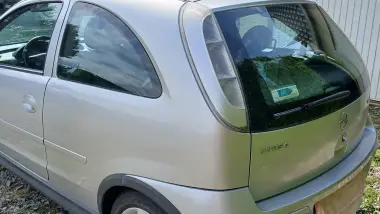 Opel Corsa — photo 3
