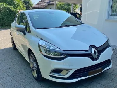 Renault Clio — photo 2